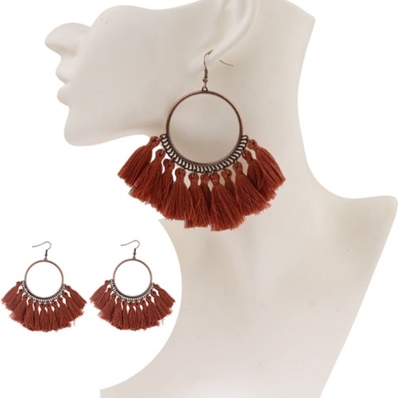 ✨ MAKE OFFER ✨ BRONZE HOOP TASSEL EARRINGS - Picture 3 of 4